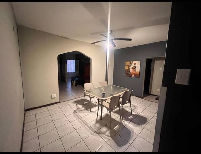 3 BEDROOM APARTMENT FOR SALE IN WONDERBOOM SOUTH